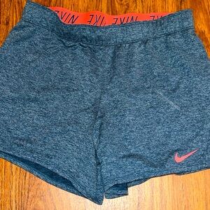 Nike Athletic short Woman’s size medium blue/pink gym/exercise